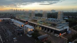 Landscape unit pembangkit Arun yang berlokasi di Lhokseumawe, Aceh. PLN Nusantara Power mensiagakan unit pembangkit di seluruh Indonesia mulai dari Aceh hingga Tidore dalam menyediakan listrik bagi masyarakat Indonesia, khususnya menghadirkan nyala terang di bulan suci Ramadhan 1446 H.