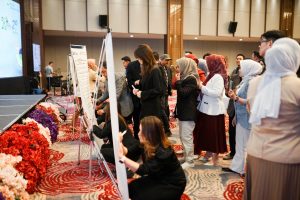Foto 2 : Penandatanganan pakta integritas komitmen Sistem Management Anti Penyuapan (SMAP)