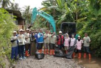 Foto bersama Manajemen, Srikandi dan Ranger PLN Nusantara Power UP Sebalang dalam kegiatan SEBALANG SEGER (Sinergi Energi Bersama untuk Air Bersih dan Lingkungan Segar)