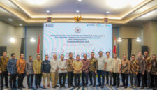 Foto bersama Kunjungan Kerja Panja Kelistrikan Komisi XII DPR RI