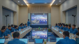 Manager PLN Nusantara Power UP Sebalang memberikan arahan Direktur Utama dalam kegiatan Rapat Kerja Semester 2 Tahun 2026